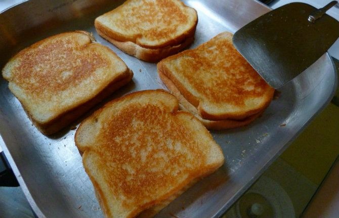 5 Easy Ways to Make Your Grilled Cheese Better Than Anyone Else's